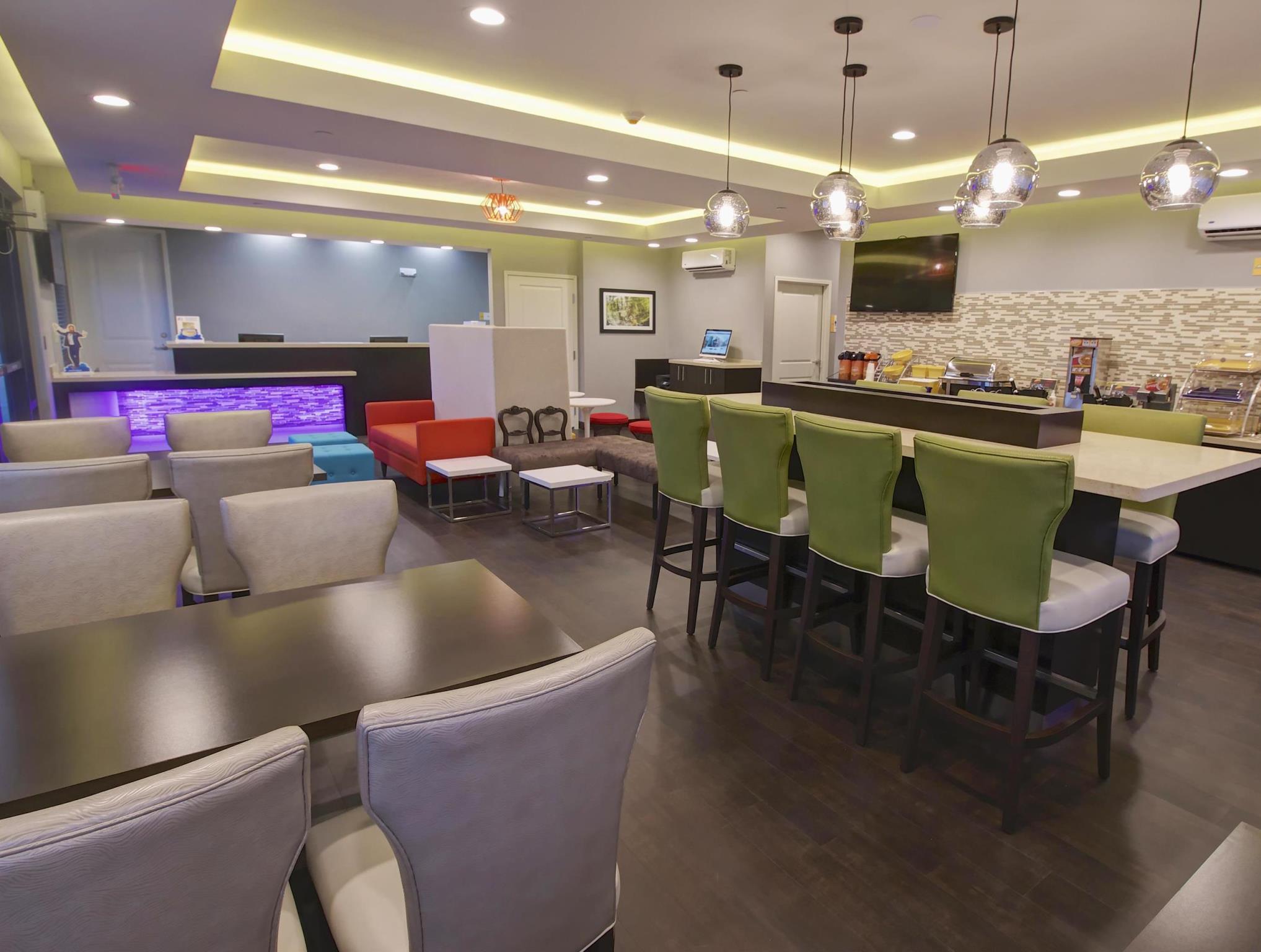 Hotel Days & By Wyndham 2*