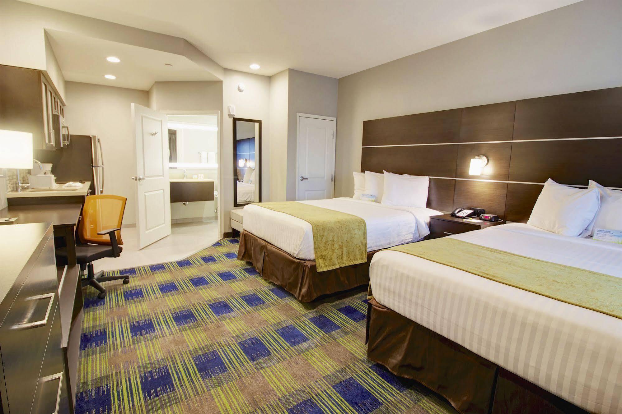 Hotel Days & By Wyndham Port Arthur